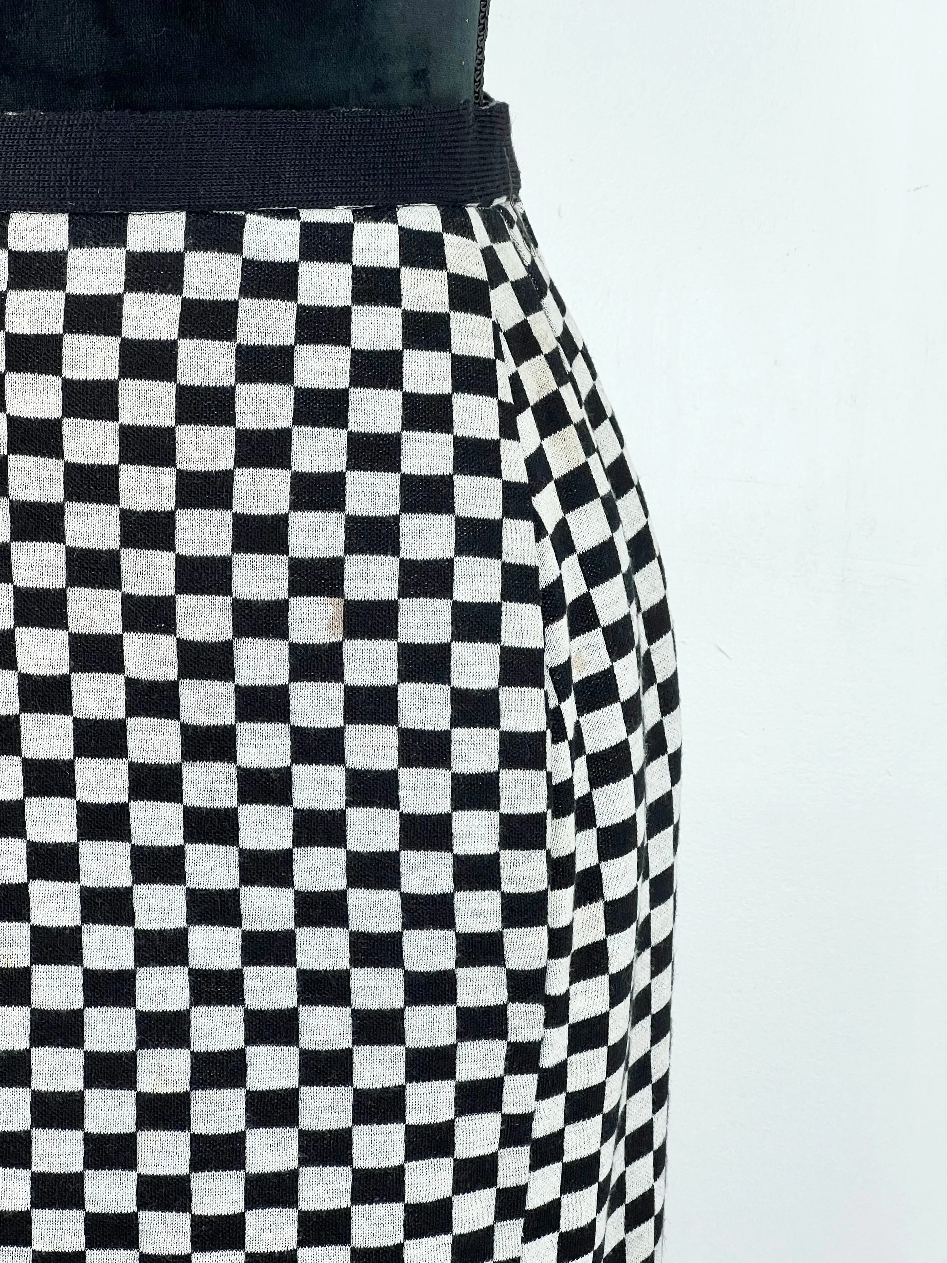 60s Mod Checkerboard Knit Pencil Skirt - AU8