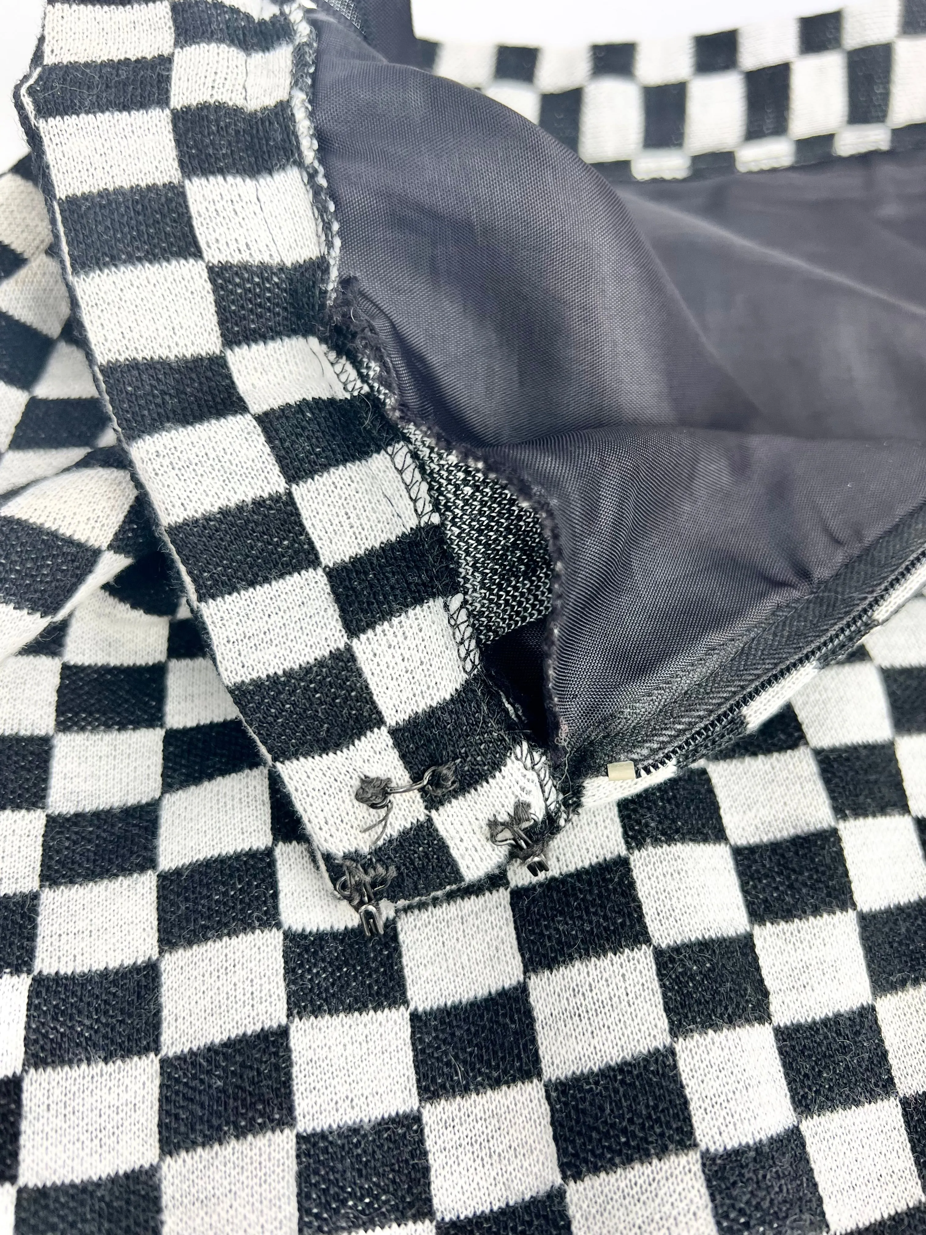 60s Mod Checkerboard Knit Pencil Skirt - AU8