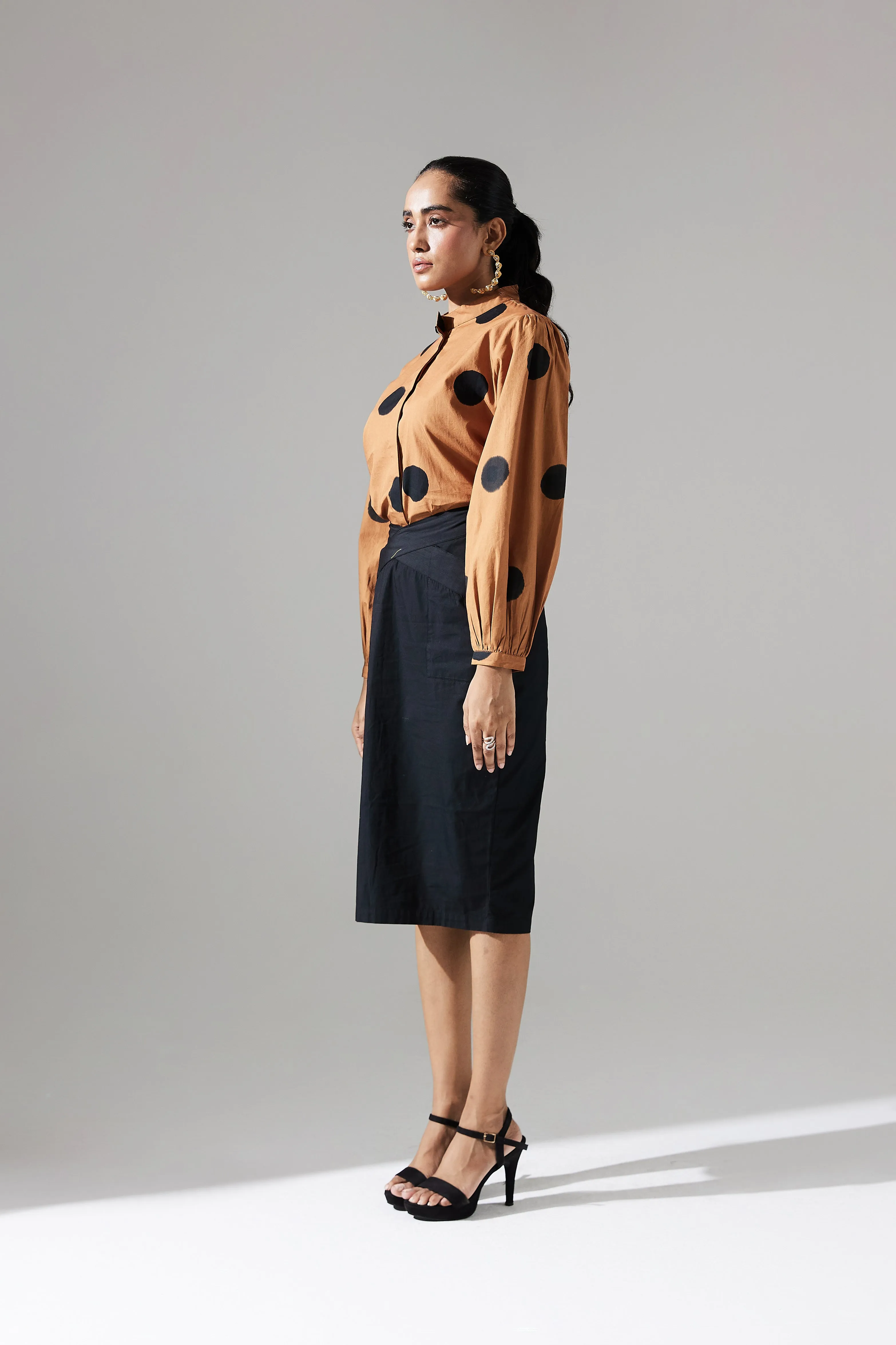 BLACK PENCIL SKIRT
