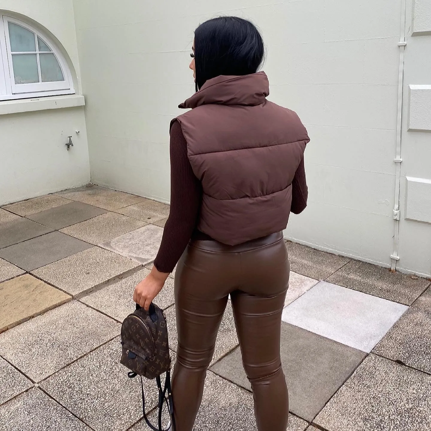 CROPPED CHOCOLATE BROWN BODYWARMER