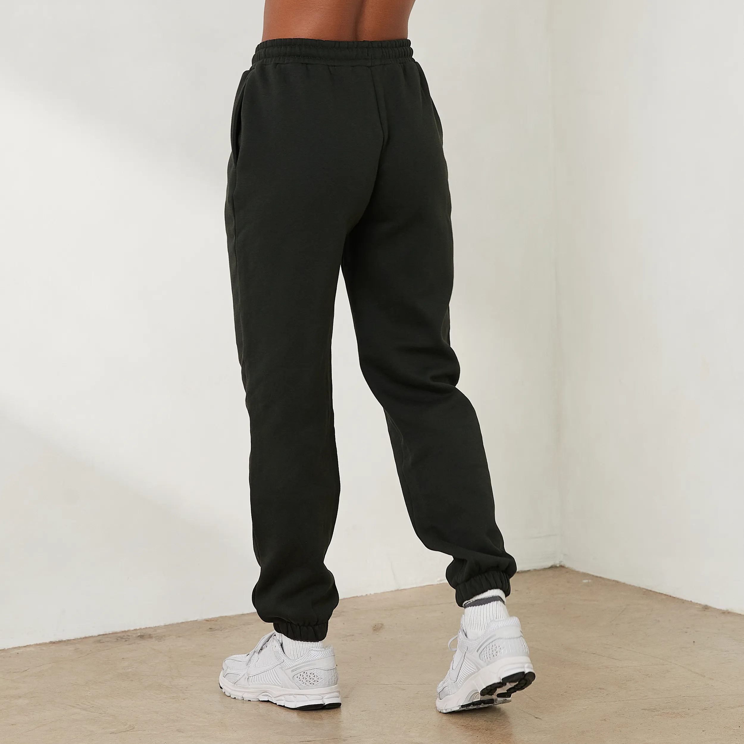 Essential Sweatpants - Pine Green