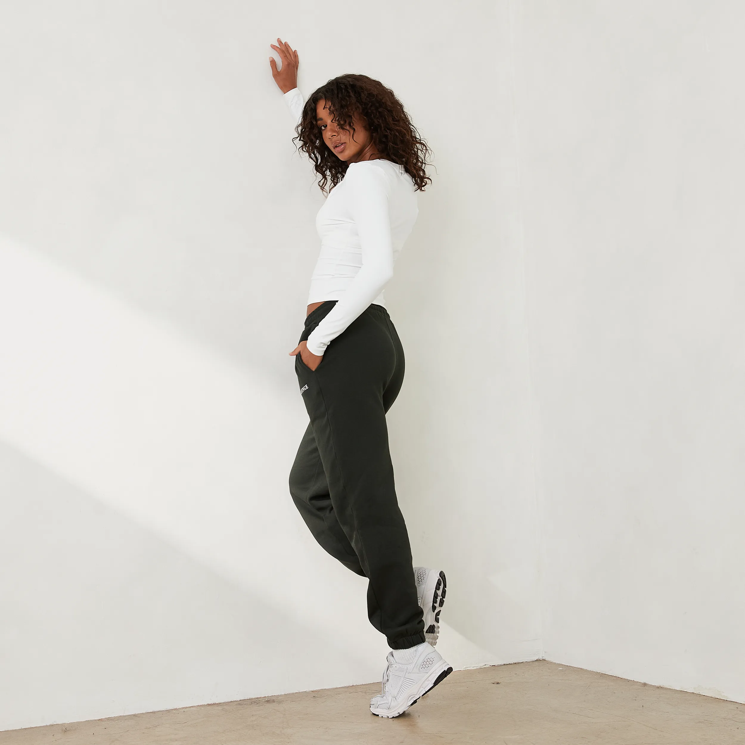 Essential Sweatpants - Pine Green