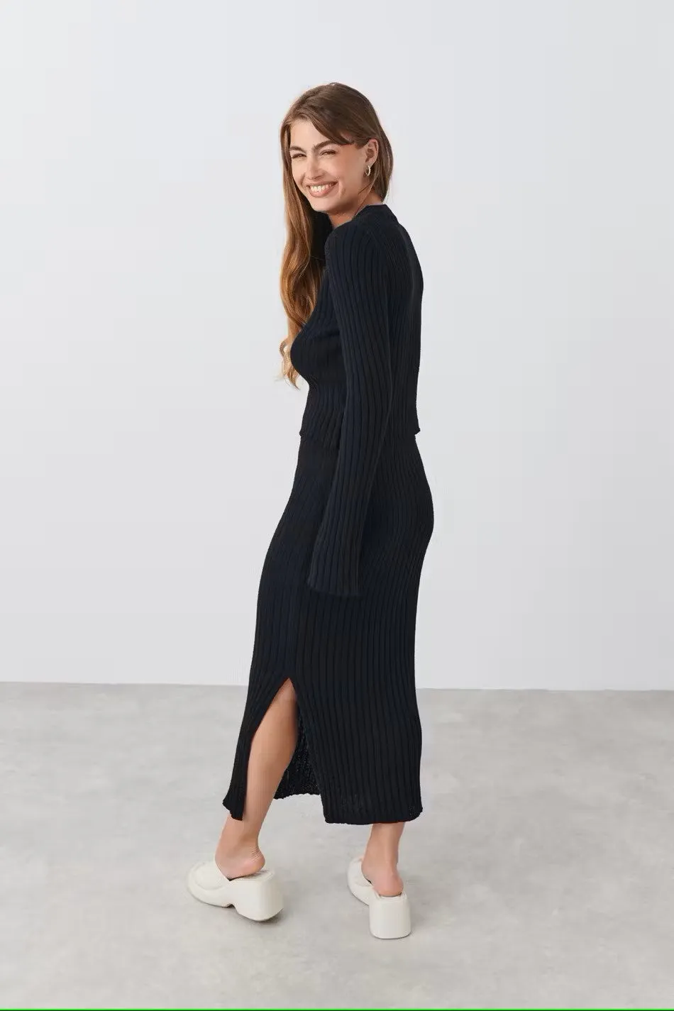 Ginatricot / Damen-Rock / Pencil knitted skirt