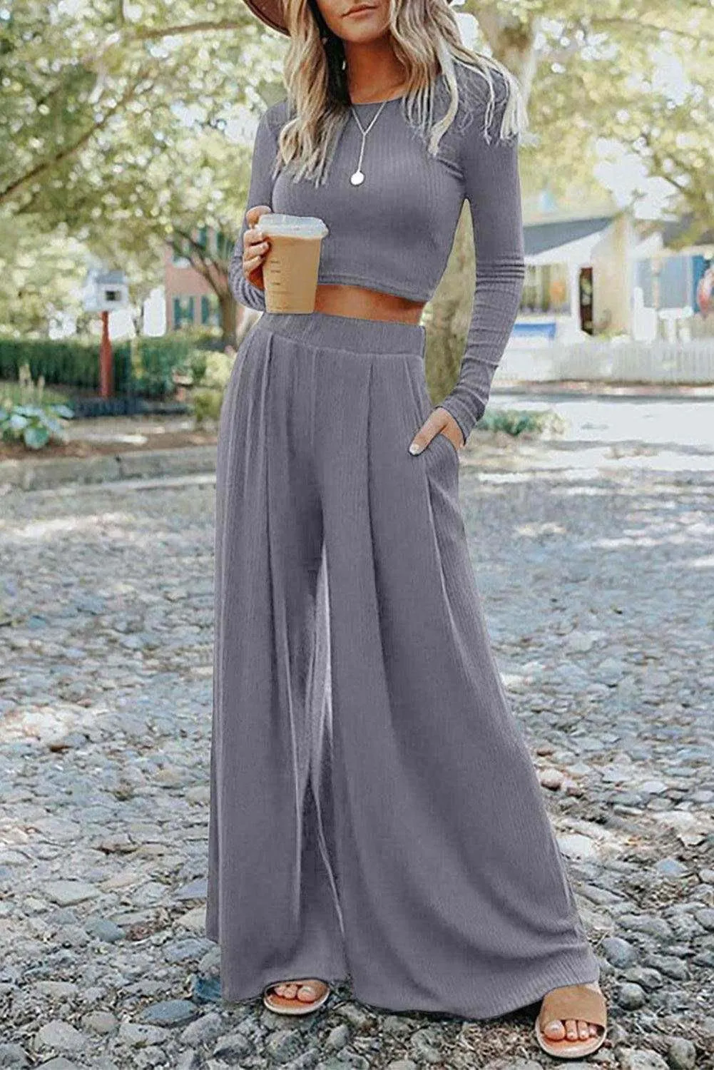 Jasmine Crop Set - Stylish and Versatile Outfits for You