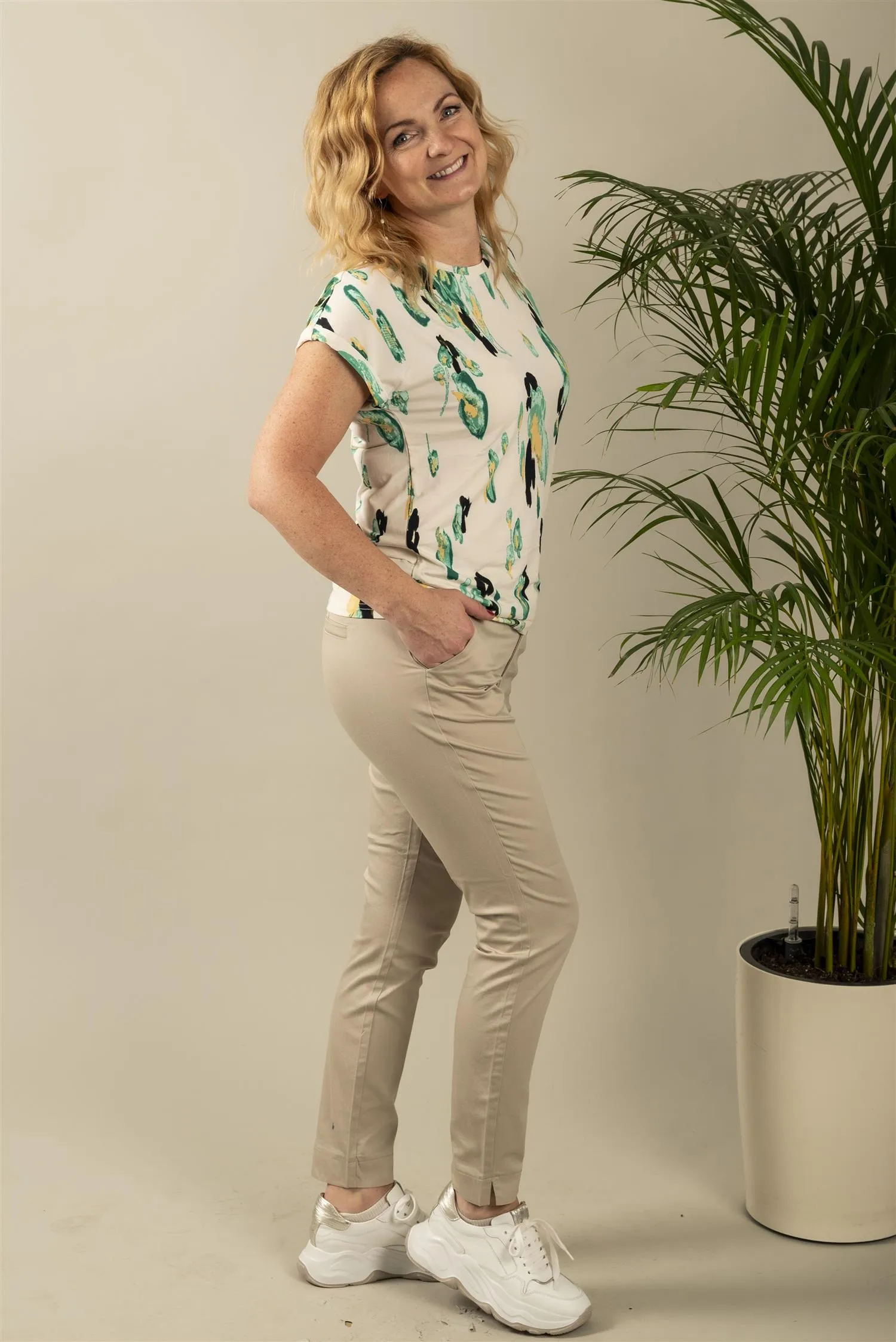 KAlea 7/8 Chino Pant - Feather Gray