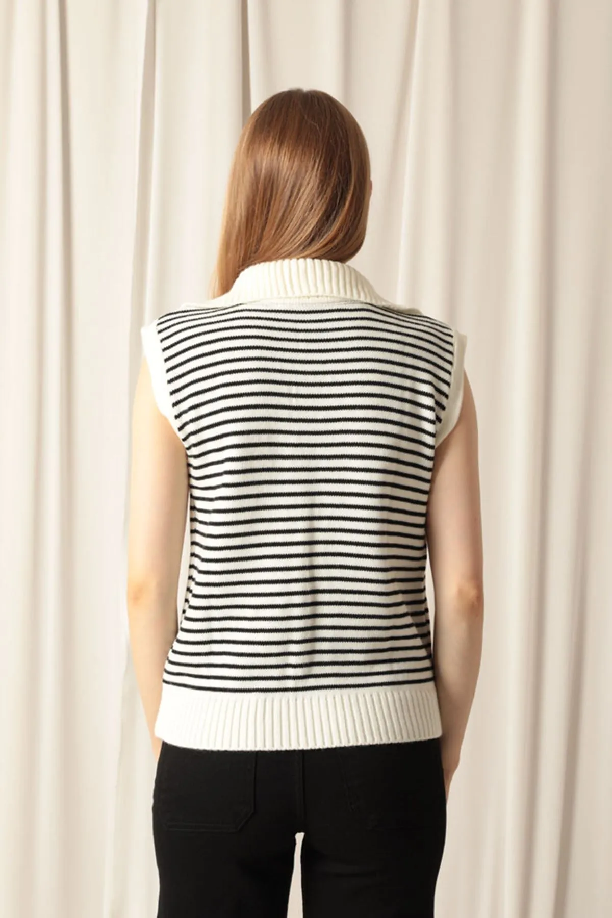 KKT Knitwear Fabric Striped Women's Crop Ecru Sweater - Plymouth