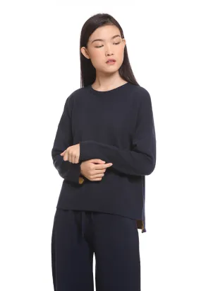 Loose twotoned top 0A004