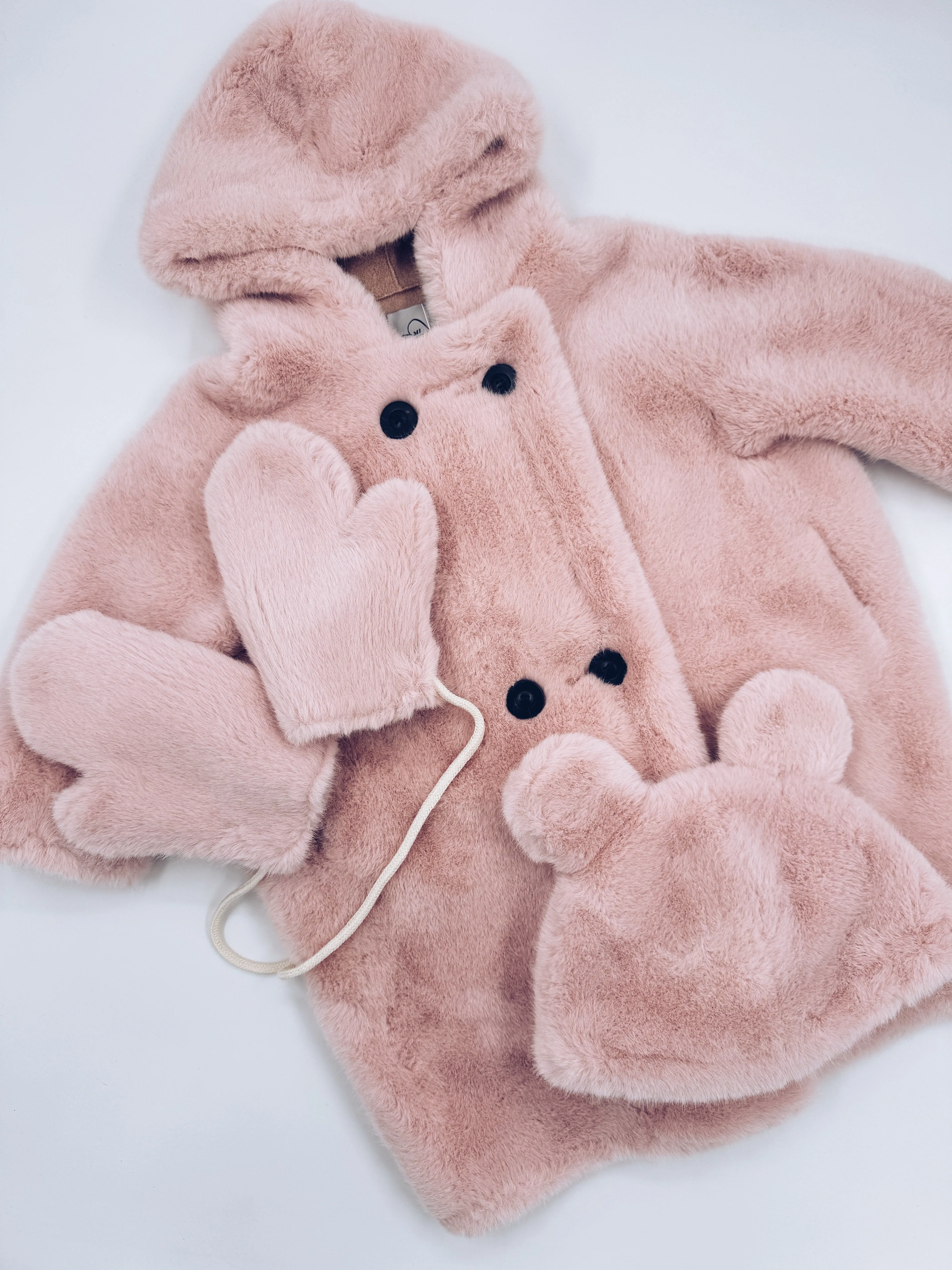 MI LOVES Signature Pink Bear coat 3 piece set.