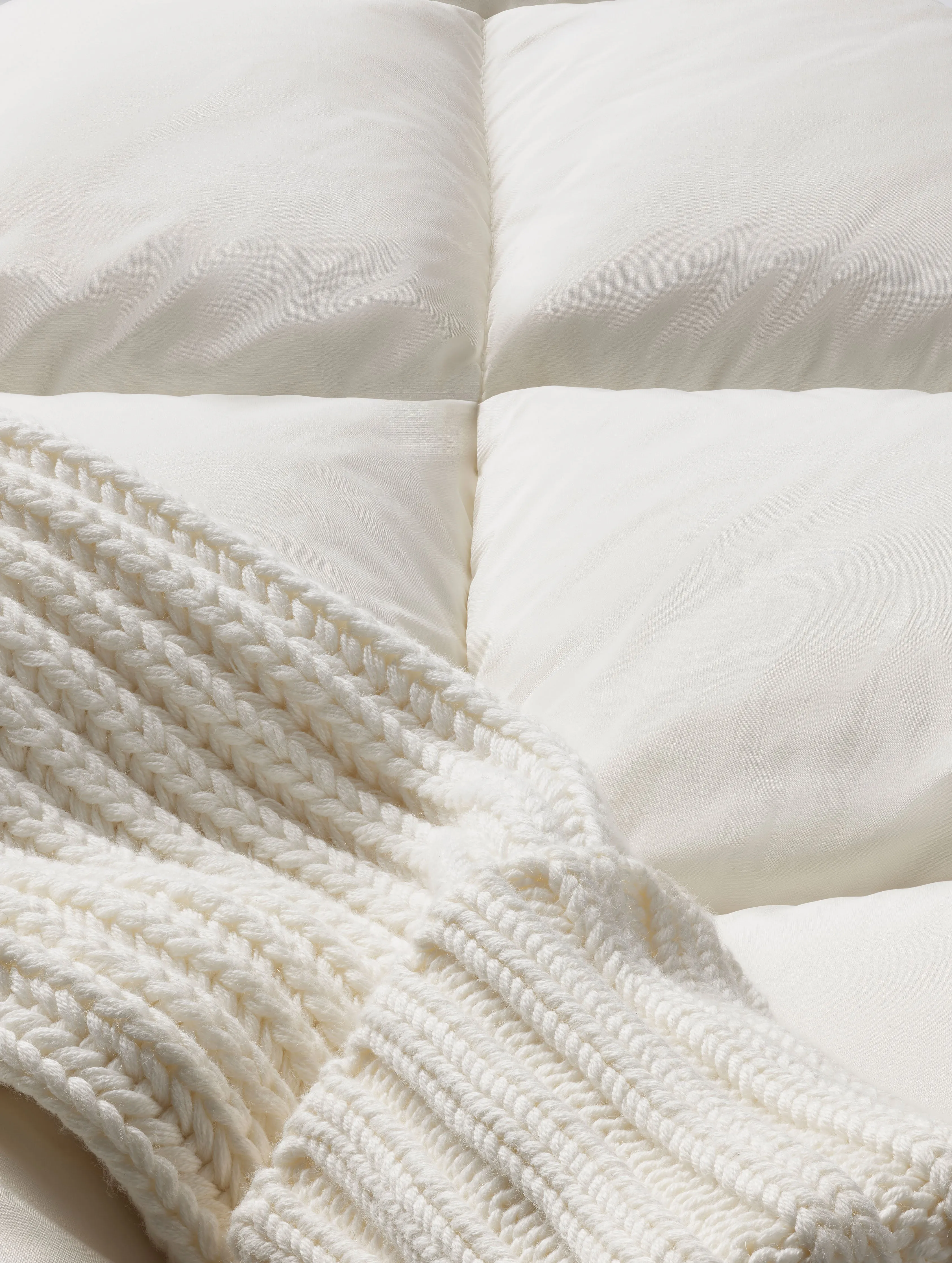 Nina Cardigan-Sleeve Down Jacket - Winter White