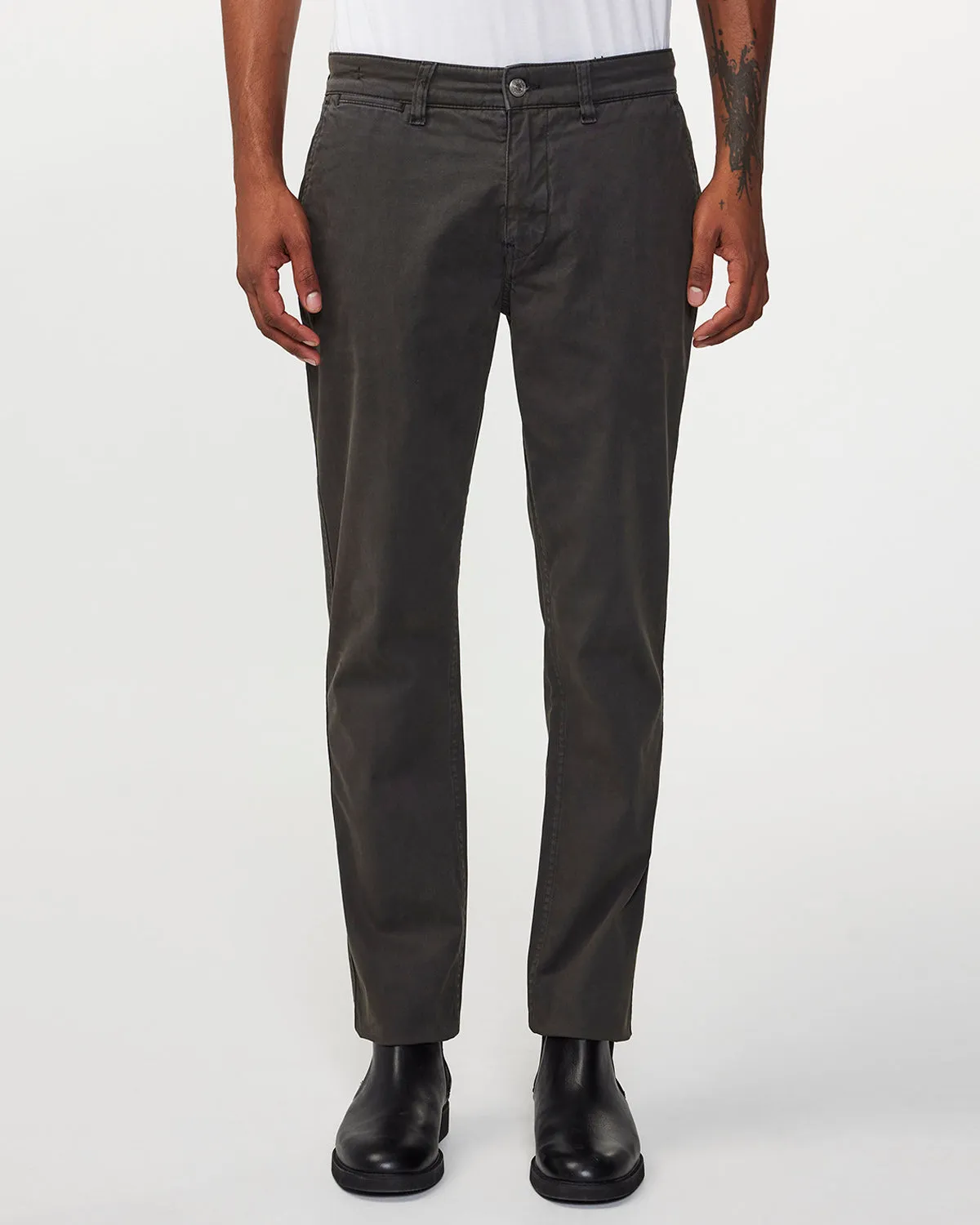 NN07 Marco 1400 Classic Chino in Dark Army