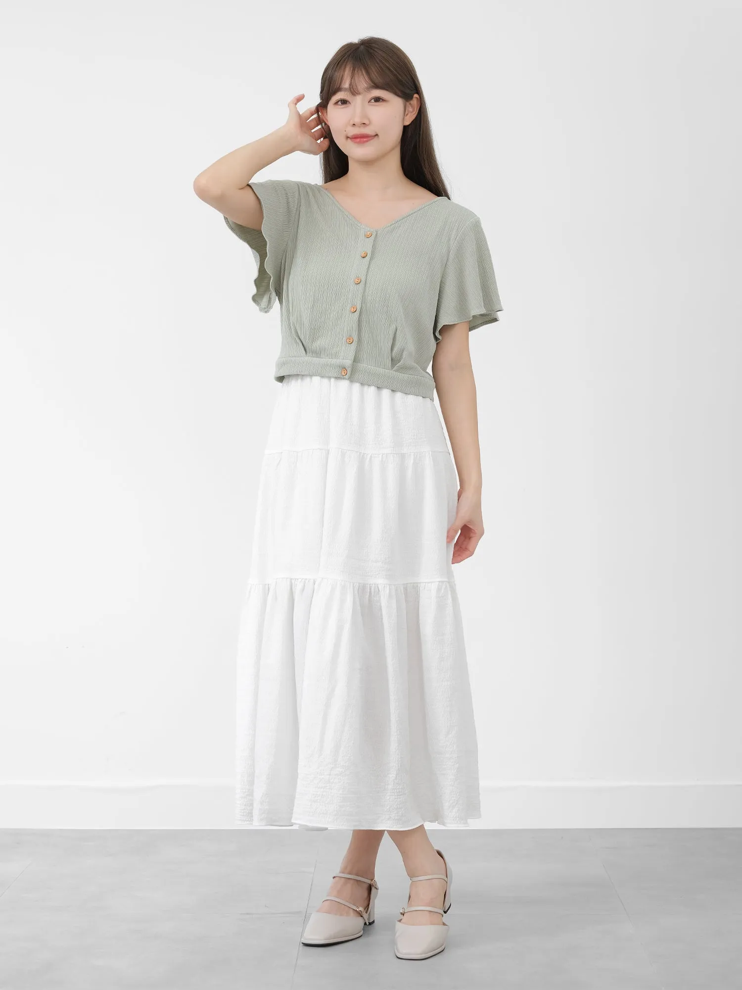 Rihu Ruffle Sleeve Crop Top*