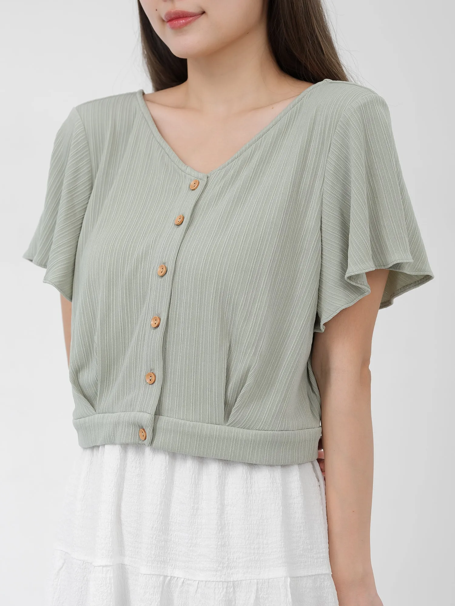 Rihu Ruffle Sleeve Crop Top*