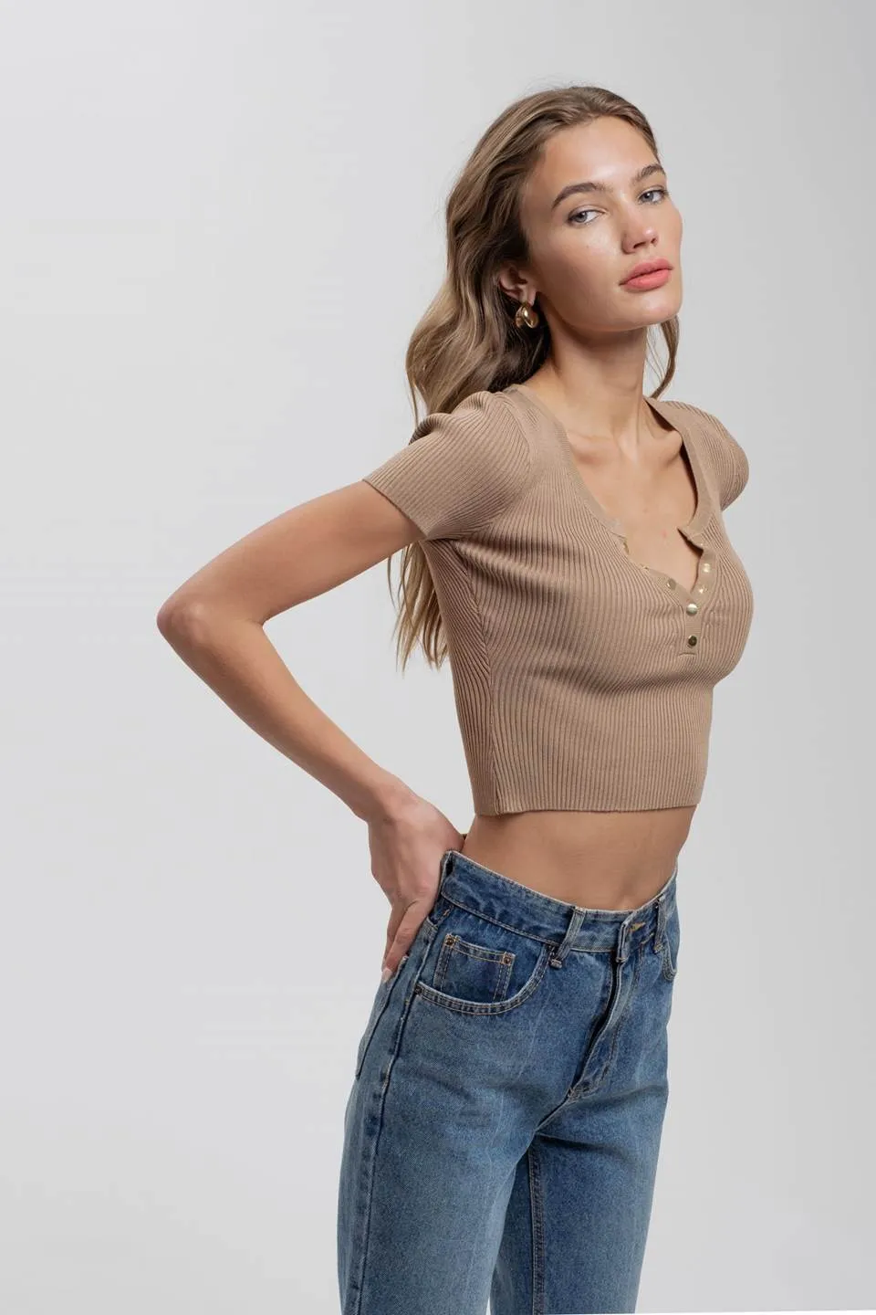 SNAP BUTTON SWEATER KNIT CROP TOP