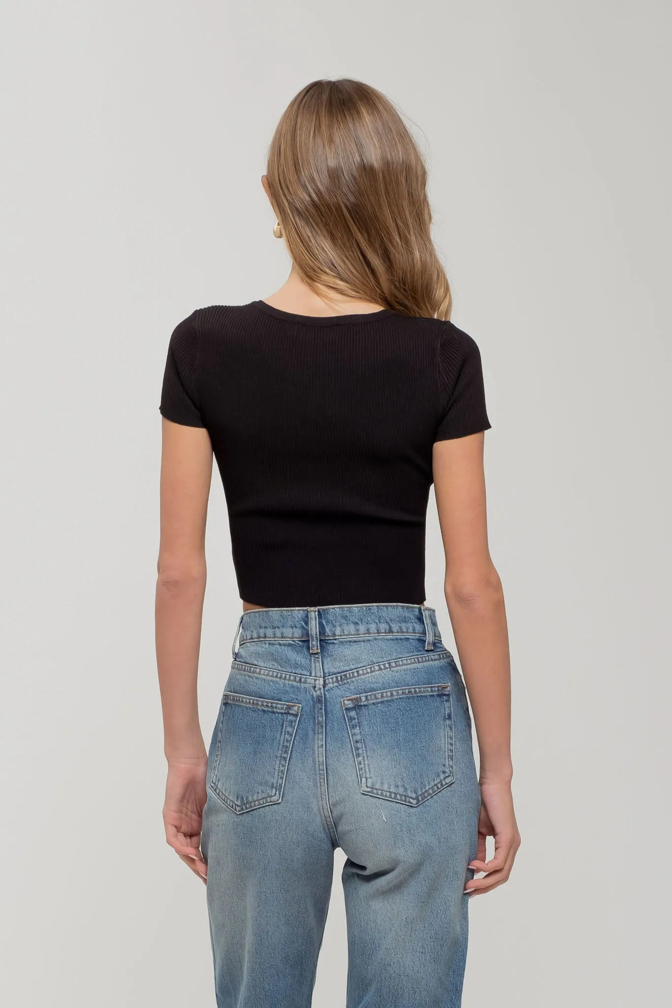 SNAP BUTTON SWEATER KNIT CROP TOP
