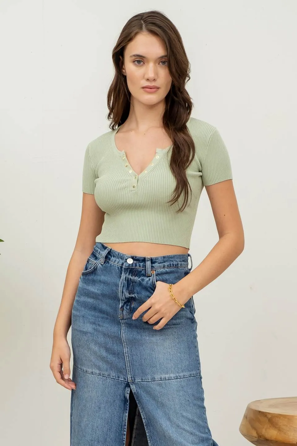 SNAP BUTTON SWEATER KNIT CROP TOP