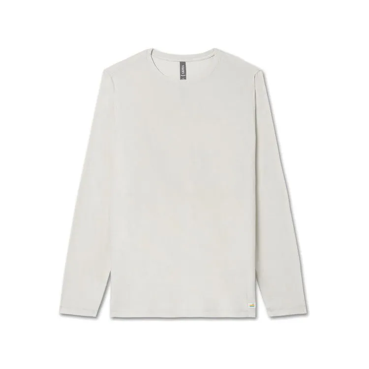 Vuori Men's Long Sleeve Strato Tech Tee in Salt Heather