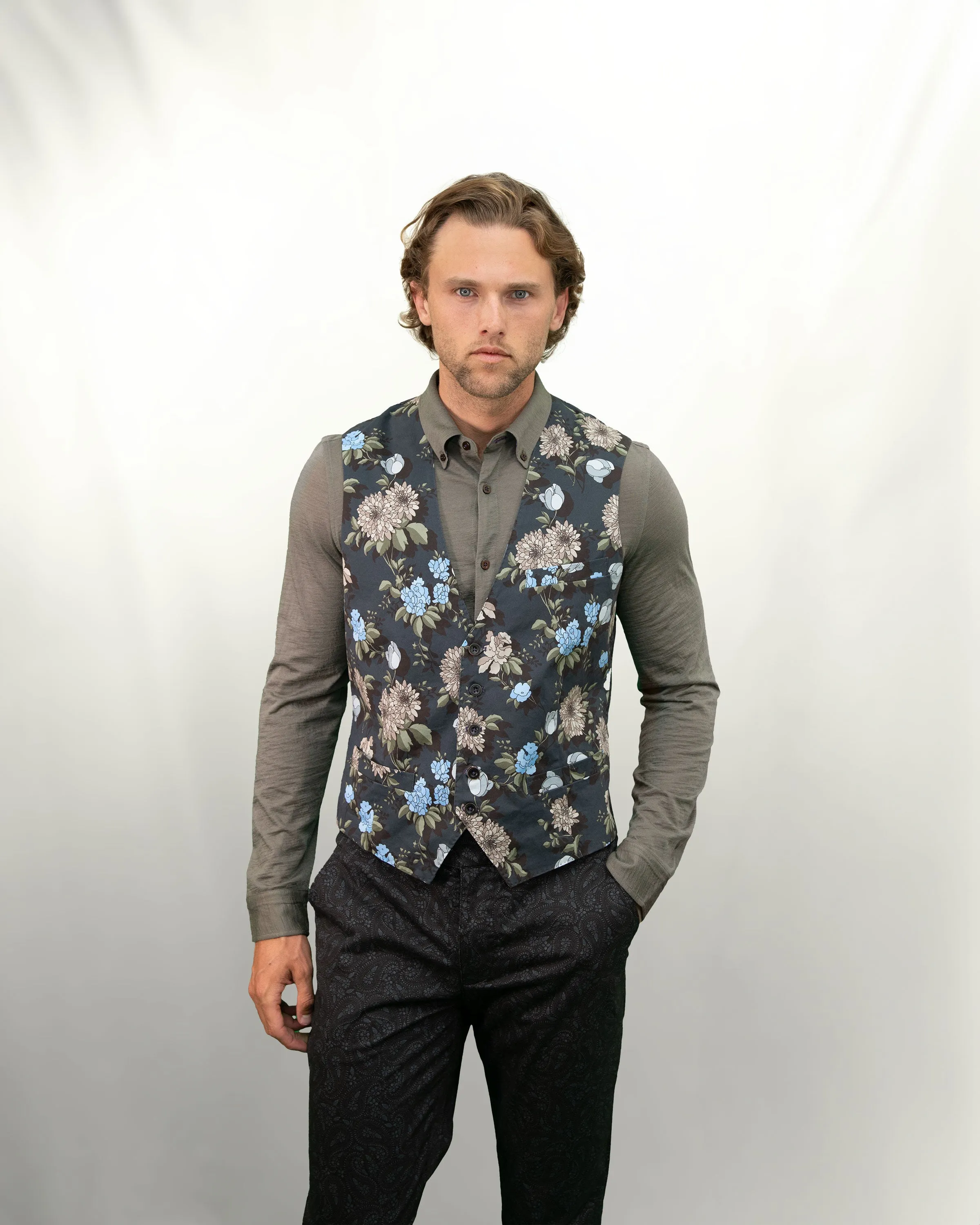 WILBUR  AUGUSTUS FLORAL WAISTCOAT VEST - BLACK